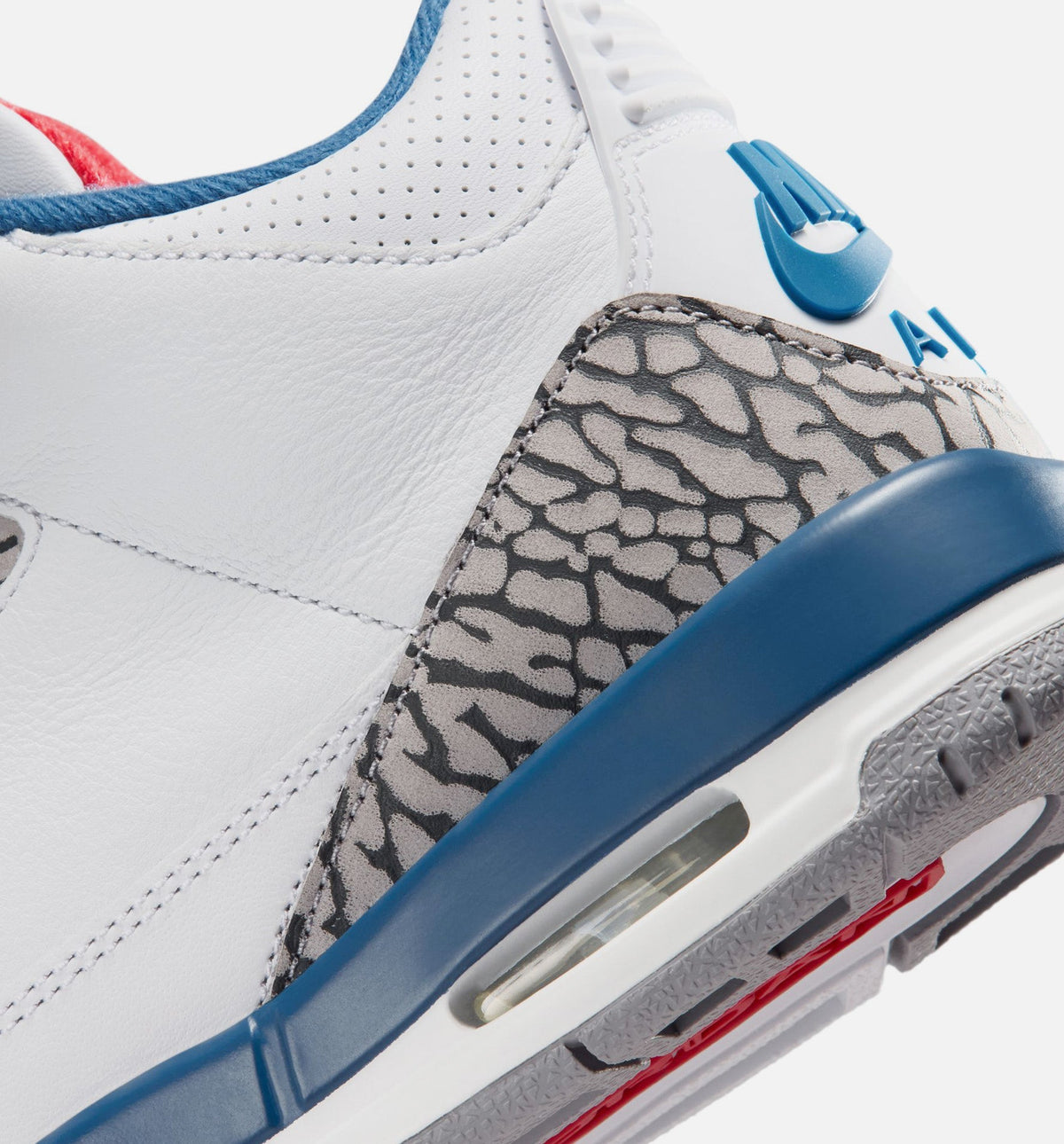 Air Jordan 3 Retro OG "True Blue" Big Kids' Shoe – White/Fire Red/True Blue
